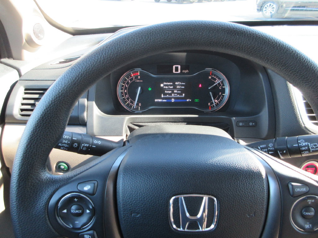 Used 2017 Honda Pilot EX image 26