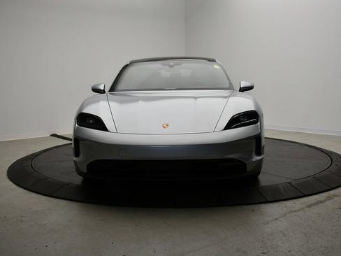 Certified 2025 Porsche Taycan AWD/4WD image 10