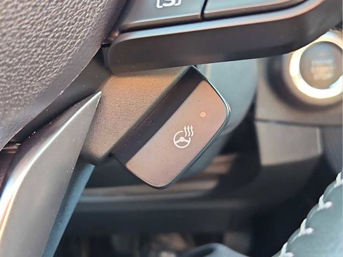 Used 2023 Subaru Forester Touring image 30