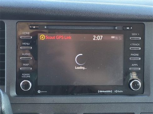 Used 2020 Toyota Sienna LE w/ LE Preferred Package image 23