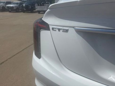Used 2025 Cadillac CT5 Sport RWD image 11