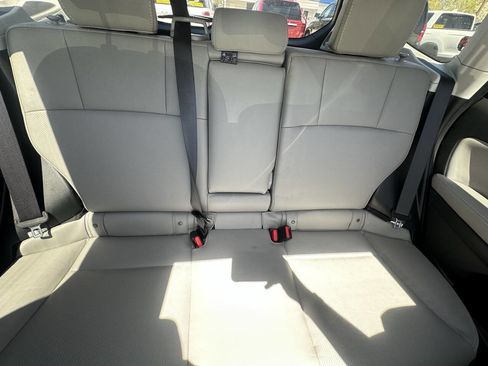 Used 2015 Subaru Forester 2.5i Limited AWD/4WD image 18