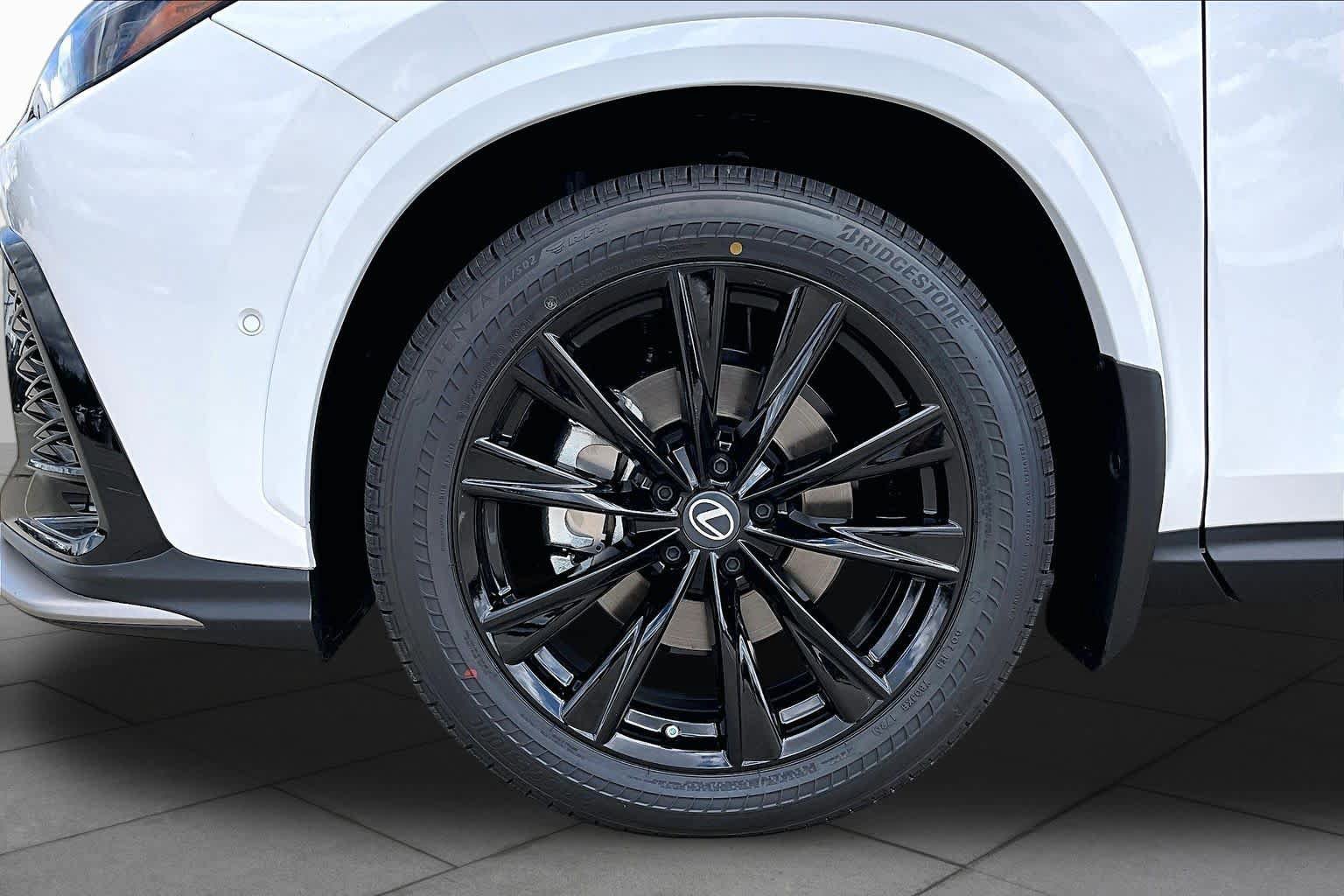 New 2026 Lexus NX 350 F Sport AWD/4WD image 11