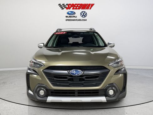 Used 2023 Subaru Outback Touring image 2