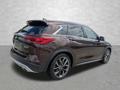 Used 2020 INFINITI QX50 Autograph AWD/4WD image 2