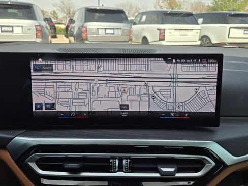 Used 2023 BMW 330i Sedan w/ Premium Package image 12