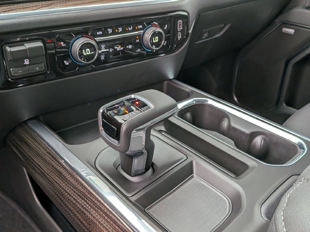 New 2026 Chevrolet Silverado 1500 RST w/ Dark Appearance Package AWD/4WD image 21