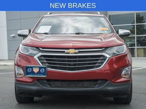Used 2018 Chevrolet Equinox Premier AWD/4WD image 2