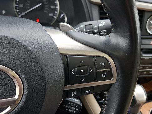 Used 2021 Lexus RX 350L 350L w/ Premium Package image 23