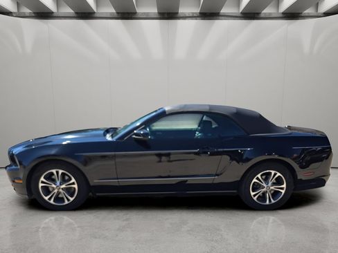 Used 2014 Ford Mustang Premium RWD image 2