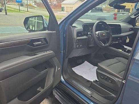 New 2025 Chevrolet Tahoe Premier image 9