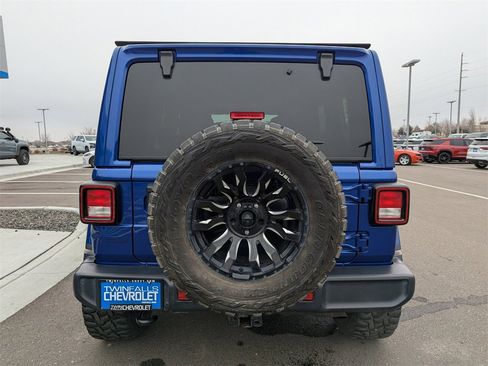 Used 2020 Jeep Wrangler Unlimited Sahara w/ Uconnect 4C Nav & Sound Group image 31