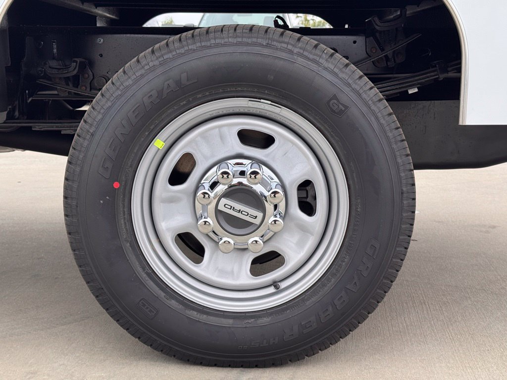 New 2025 Ford F350 XL w/ XL Chrome Package AWD/4WD image 16