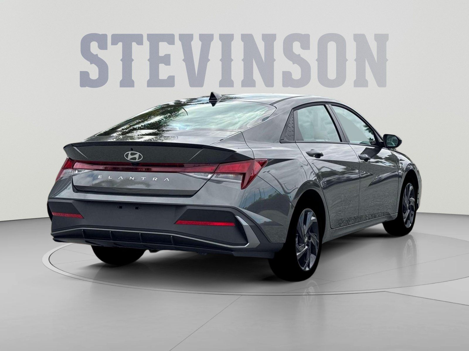 Used 2026 Hyundai Elantra Sport FWD image 7