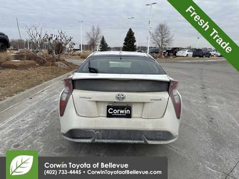 Used 2016 Toyota Prius Four Touring image 5