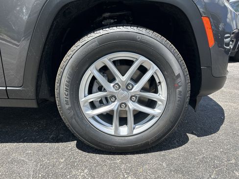 New 2026 Jeep Grand Cherokee Laredo X RWD image 10