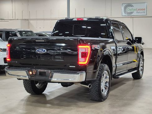 Used 2023 Ford F150 Lariat w/ Trailer Tow Package image 8