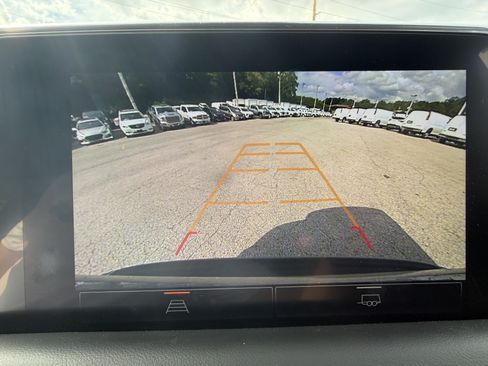 Used 2023 GMC Yukon XL SLT AWD/4WD image 21