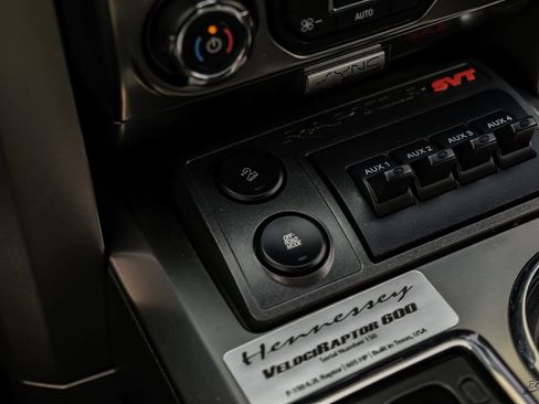 Used 2013 Ford F150 Raptor w/ Luxury Equipment Group AWD/4WD image 65