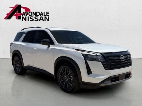 New 2026 Nissan Pathfinder SL AWD/4WD image 9