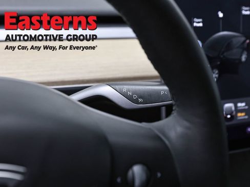 Used 2021 Tesla Model Y Long Range AWD/4WD image 13