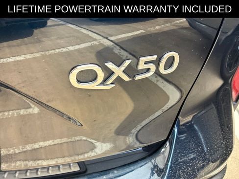 Used 2023 INFINITI QX50 Luxe FWD image 16