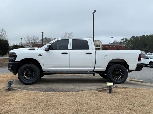 New 2026 RAM 2500 Tradesman AWD/4WD image 4
