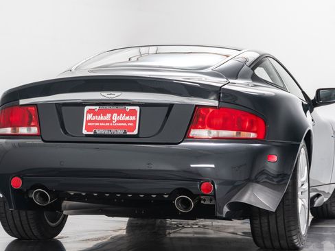 Used 2003 Aston Martin Vanquish image 9