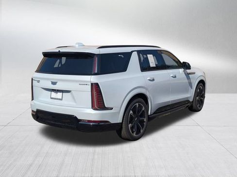Used 2026 Cadillac Escalade IQL Sport 1 AWD/4WD image 5