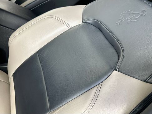 Used 2022 Ford Bronco Wildtrak image 19