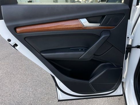 Used 2021 Audi Q5 2.0T Premium image 38