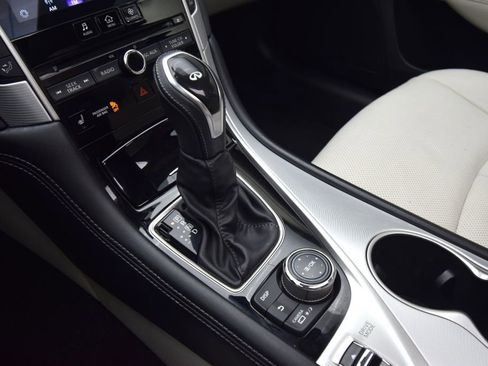 Used 2021 INFINITI Q50 Luxe w/ Seat & Sound Package RWD image 20