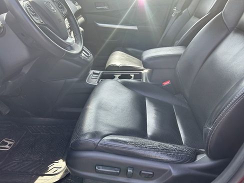 Used 2016 Honda CR-V Touring image 12