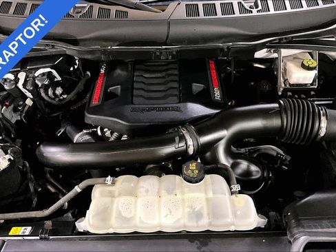 Certified 2022 Ford F150 Raptor w/ Equipment Group 801A High AWD/4WD image 28