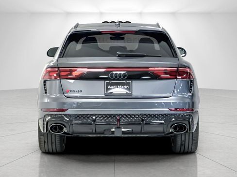 New 2026 Audi RS Q8 performance image 4
