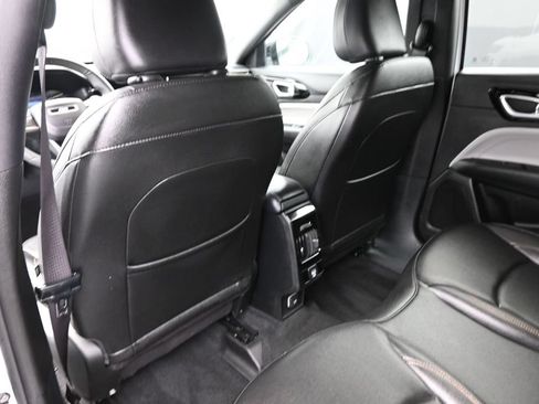 Used 2024 Jeep Compass Limited AWD/4WD image 23