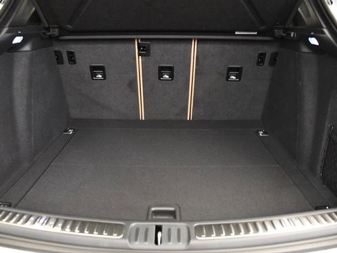 Used 2025 Porsche Macan image 51