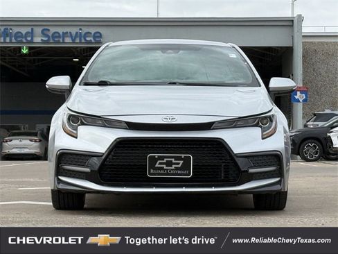 Used 2020 Toyota Corolla SE image 3
