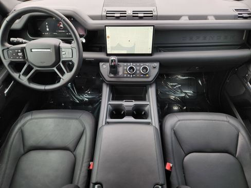Certified 2025 Land Rover Defender 110 S AWD/4WD image 22