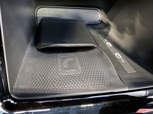 Used 2023 Volkswagen ID.4 Pro S image 31