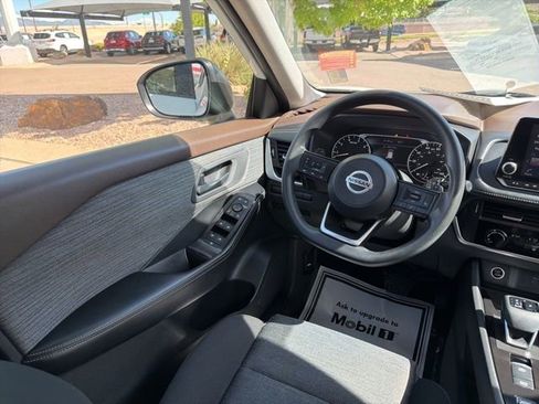 Used 2021 Nissan Rogue S FWD image 26