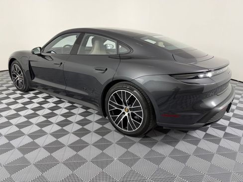 Certified 2022 Porsche Taycan RWD image 3
