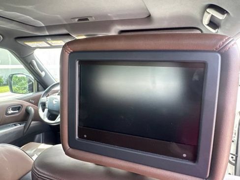 Used 2018 Nissan Armada Platinum w/ Captain Seat Package AWD/4WD image 17