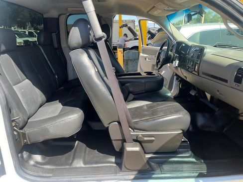 Used 2013 Chevrolet Silverado 1500 W/T RWD image 7