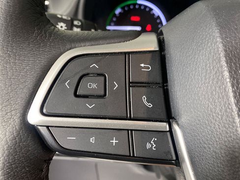 Used 2021 Toyota Sienna XLE AWD/4WD image 13