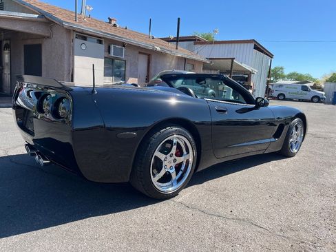 Used 2002 Chevrolet Corvette Convertible w/ Preferred Equipment Group2 RWD image 42