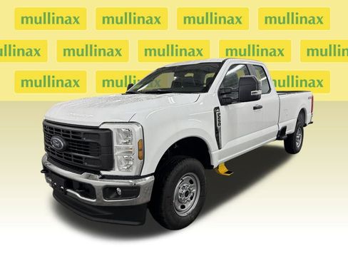 New 2026 Ford F250 XL w/ XL Chrome Package image 13