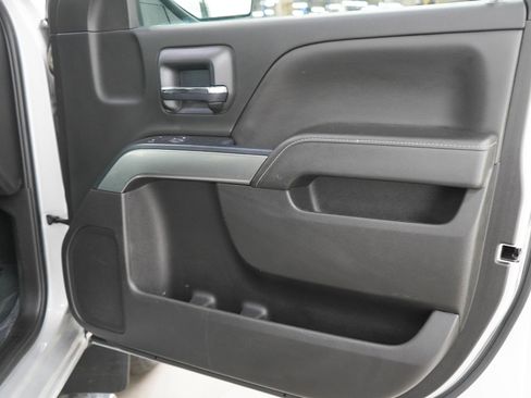 Used 2018 Chevrolet Silverado 1500 LT w/ All Star Edition AWD/4WD image 9