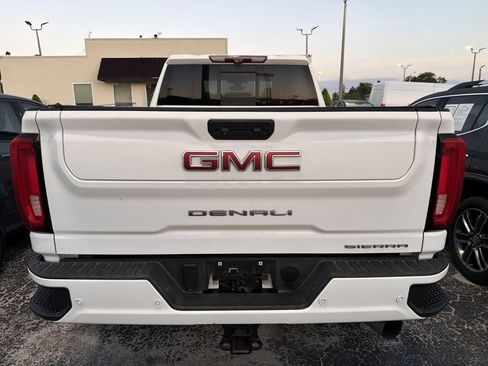 Used 2020 GMC Sierra 2500 Denali w/ Denali Ultimate Package AWD/4WD image 9