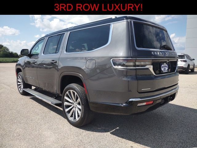 Used 2023 Jeep Grand Wagoneer L Series II AWD/4WD image 3